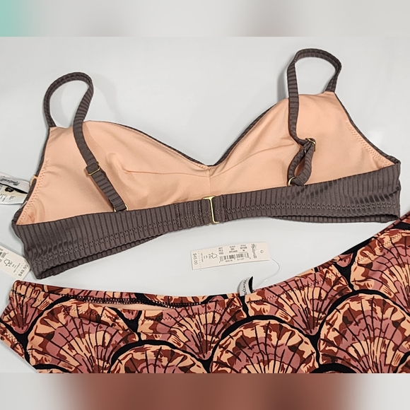 Madewell Second Wave Curved-Waist Bikini Bottom in Painted Seashells - Picture 14 of 16